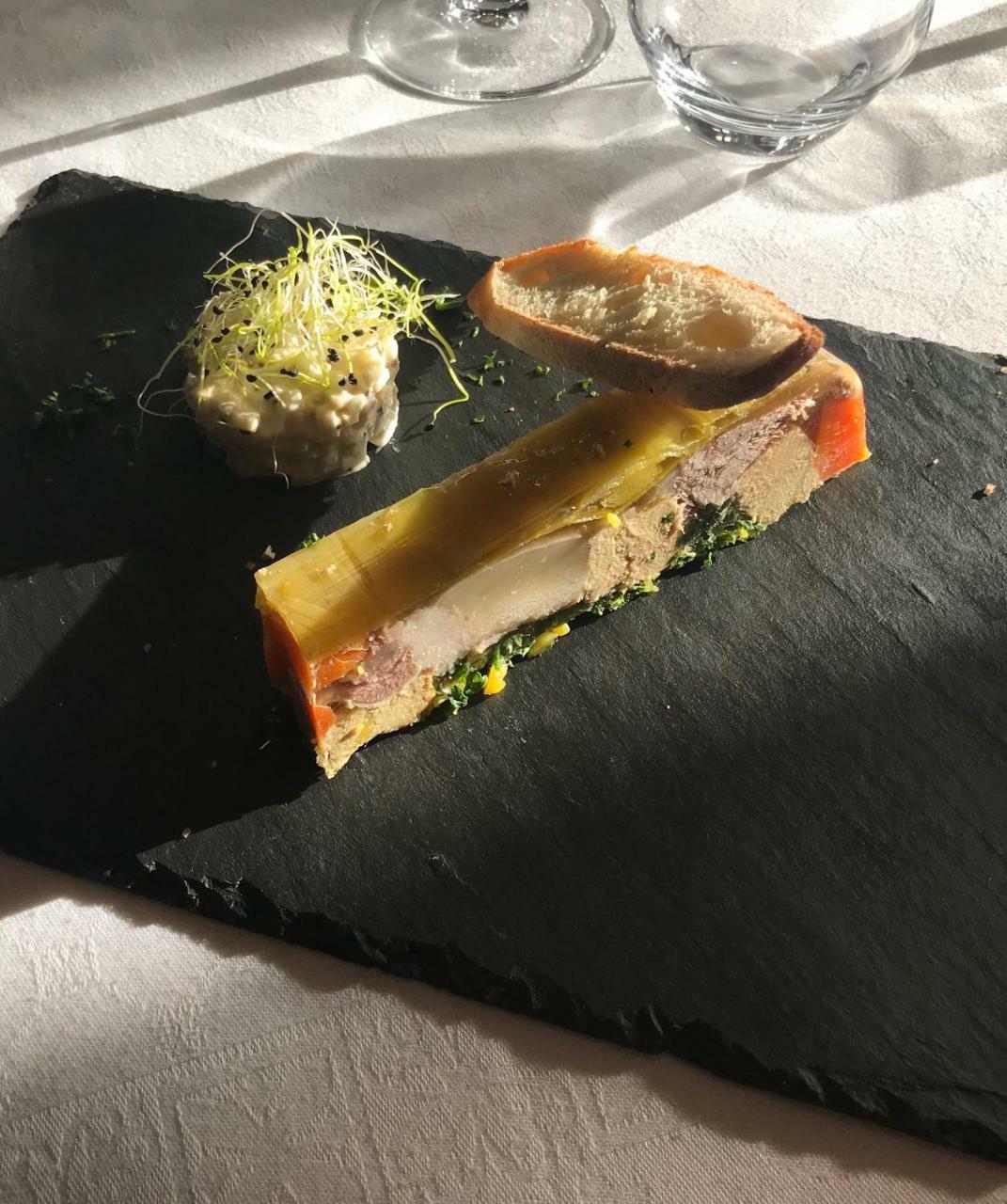 La Caroline Hotel Corbie Екстериор снимка