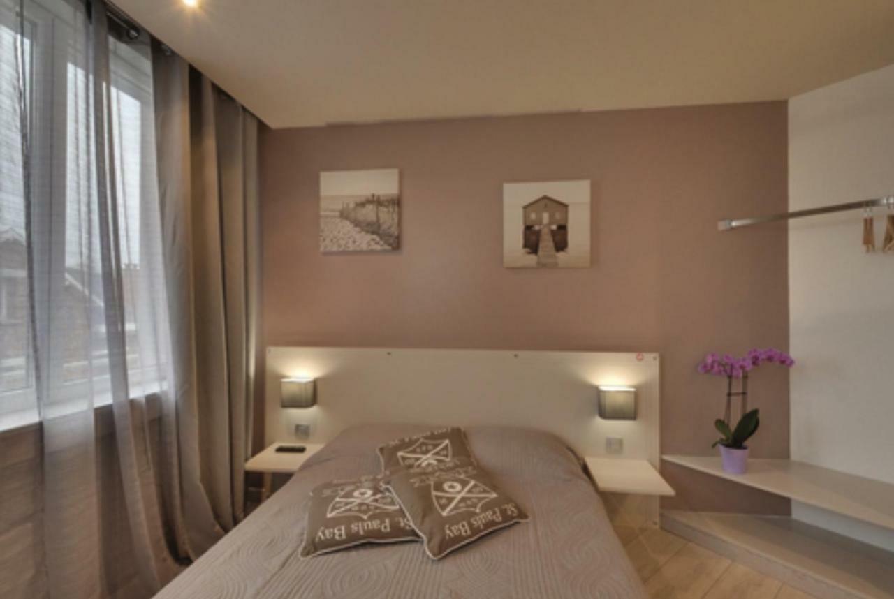 La Caroline Hotel Corbie Екстериор снимка
